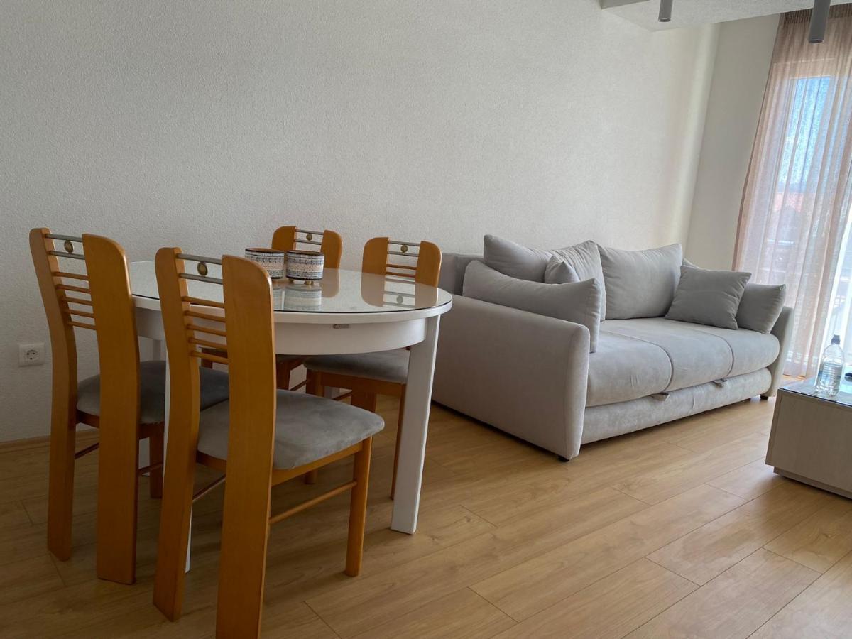 Sis Apartments Ohrid Extérieur photo